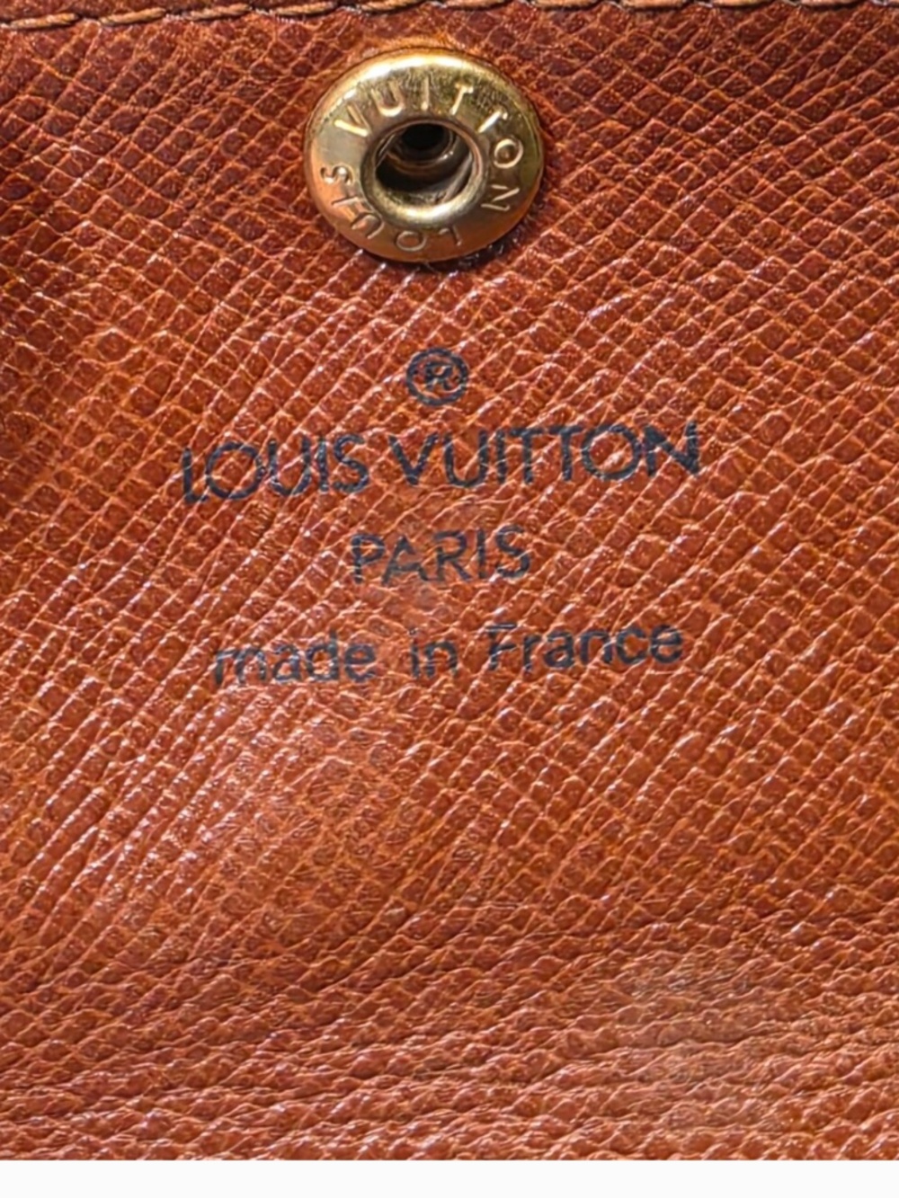 Authentic Vintage Louis Vuitton Monogram 4 Key Holder Case - Picture 4 of 9